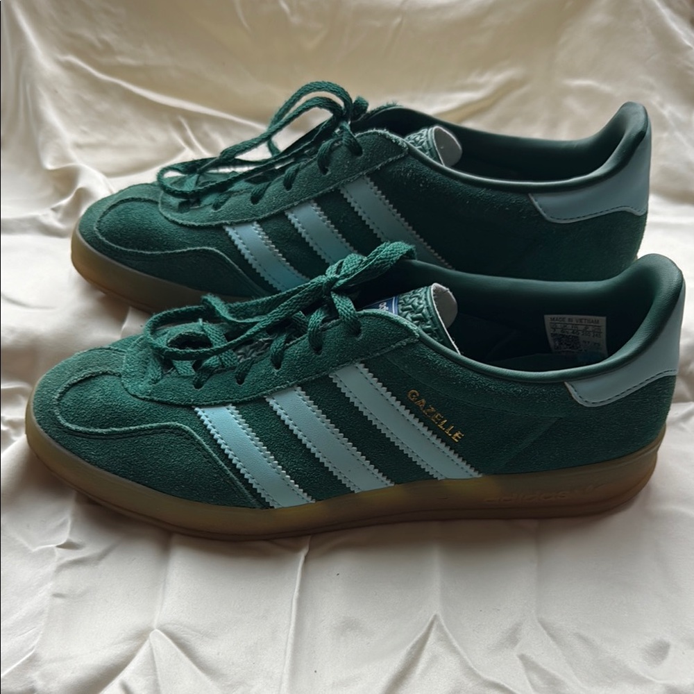 Adidas Gazelle Sneakers